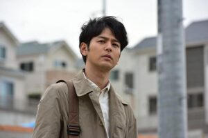 「愚行録」で流れる曲は？